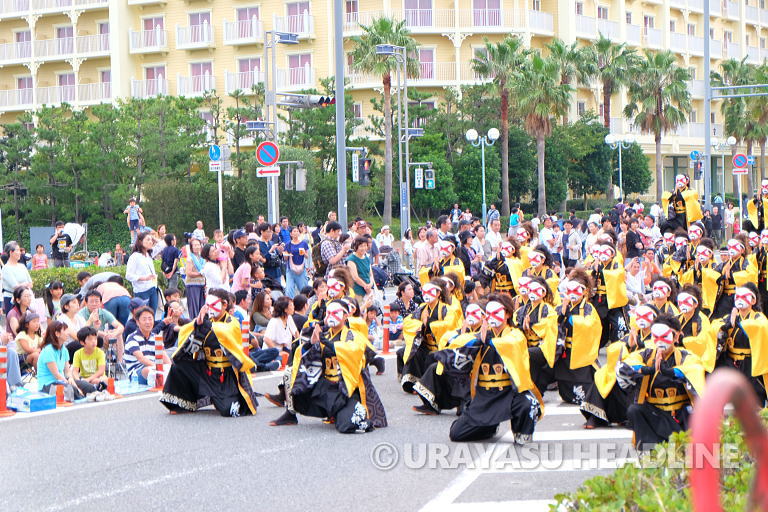ウラヤスフェスティバル　パレード